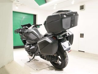 2025 BMW R 1300 RT, чёрный, 2637000 рублей, вид 5
