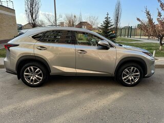 2020 Lexus NX 200 I Рестайлинг, серебристый, 3100000 рублей, вид 2