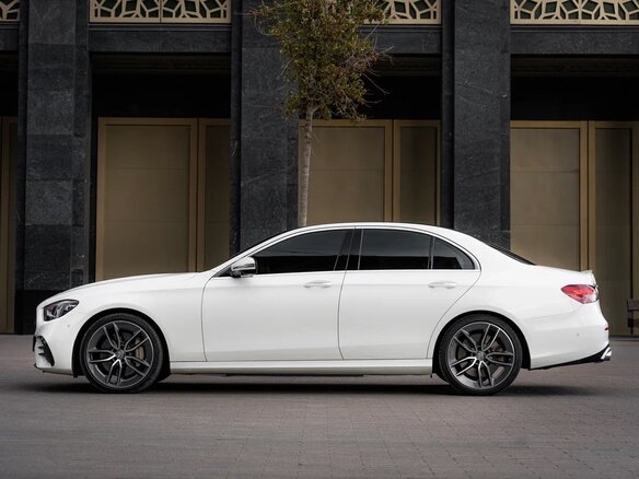2021 Mercedes-Benz E-Класс AMG 53 AMG V (W213) Рестайлинг, белый, 8000000 рублей - вид 9