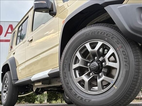 2025 Suzuki Jimny IV, бежевый, 2189777 рублей - вид 6