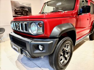 2025 Suzuki Jimny IV, красный, 4049000 рублей, вид 2