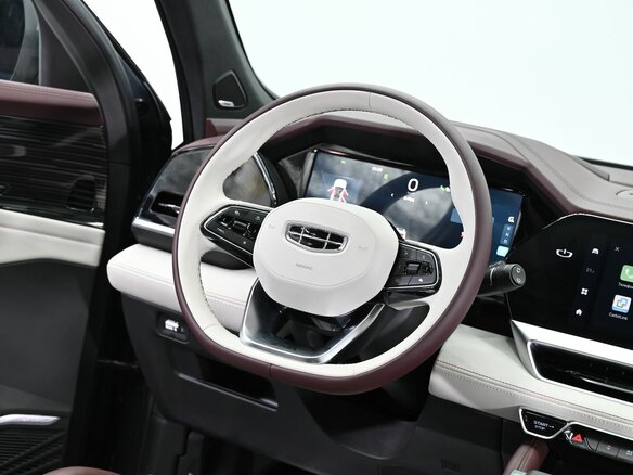 2024 Geely Monjaro I, серый - вид 12