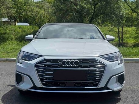 2022 Audi A3 35 TFSI IV (8Y), белый, 2450000 рублей, вид 1