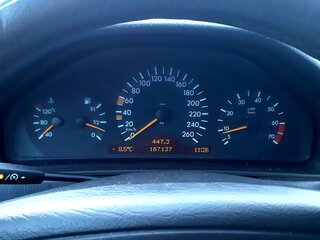 1997 Mercedes-Benz E-Класс 240 II (W210, S210), чёрный, 1299000 рублей, вид 2