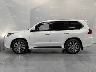 2016 Lexus LX 570 III Рестайлинг 2, белый, 8100000 рублей, вид 1