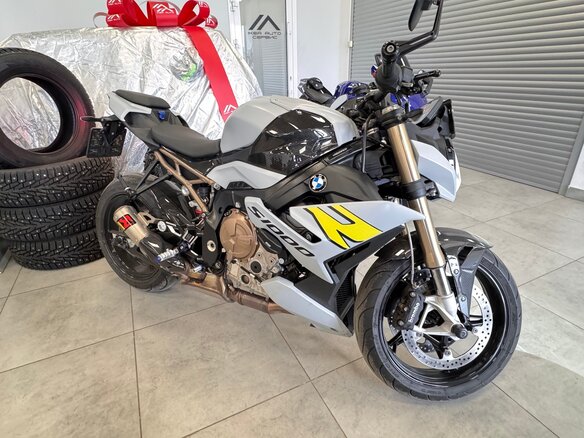 2022 BMW S 1000 R, серый, 1600000 рублей - вид 22