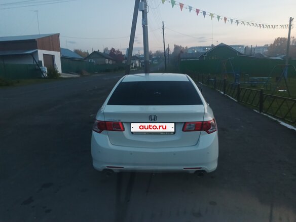 2008 Honda Accord VIII, белый, 1500000 рублей - вид 3