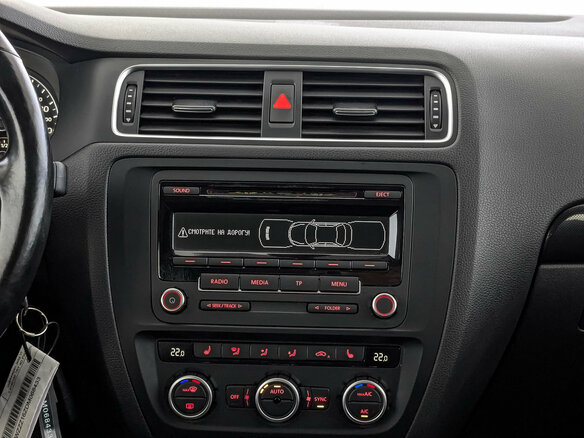 2013 Volkswagen Jetta VI, белый - вид 14