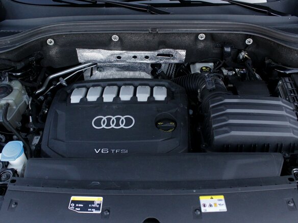 2024 Audi Q6 50 TFSI, чёрный, 6590000 рублей - вид 35
