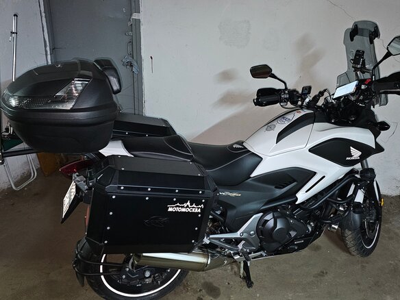 2015 Honda NC 750X, белый, 790000 рублей - вид 2
