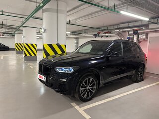 2021 BMW X5 40i IV (G05/G18), чёрный, 8300000 рублей, вид 1
