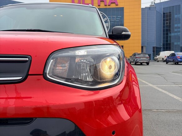 2018 Kia Soul II Рестайлинг, красный, 1590000 рублей - вид 14