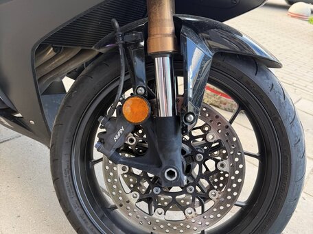 2021 Honda CBR 650R, чёрный, 1350000 рублей, вид 2