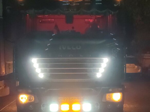 2004 Iveco Stralis, зелёный, 1400000 рублей - вид 11