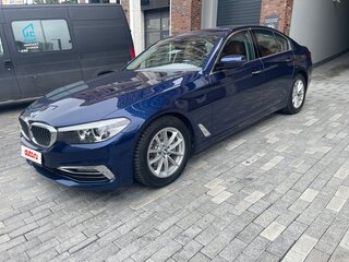 2018 BMW 5 серии 520d xDrive VII (G30/G31/G38), синий, 5000000 рублей, вид 1