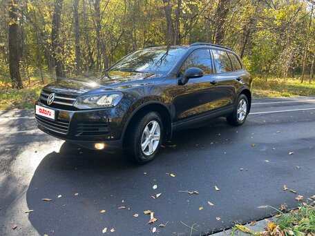 2013 Volkswagen Touareg II, чёрный, 3000000 рублей, вид 1