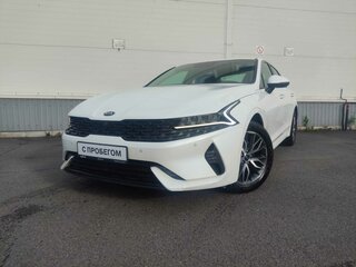 2021 Kia K5 III, белый, 2280000 рублей, вид 1