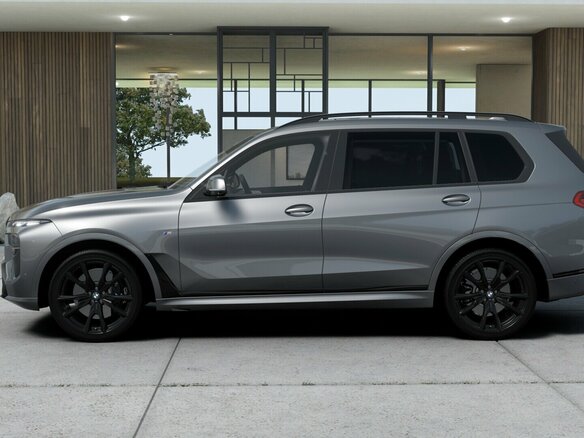 2025 BMW X7 40d I (G07) Рестайлинг, серый, 17800000 рублей - вид 4