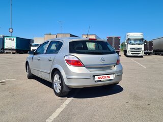 2005 Opel Astra H, серебристый, 430000 рублей, вид 3