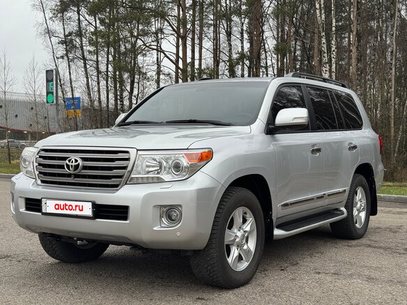 2014 Toyota Land Cruiser 200 Series Рестайлинг 1, серый, 3950000 рублей - вид 4