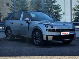 2025 Lynk & Co 900, серебристый, 7390000 рублей, вид 3