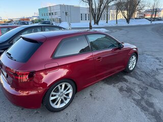 2014 Audi A3 III (8V), красный, 1550000 рублей, вид 3