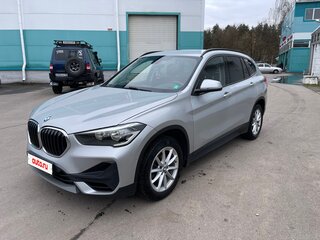 2020 BMW X1 18i sDrive II (F48) Рестайлинг, серебристый, 2290000 рублей, вид 2