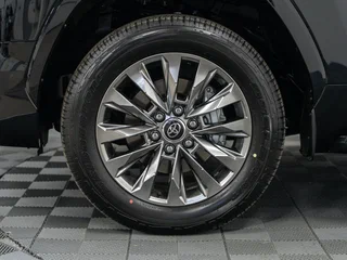 2026 Toyota Land Cruiser 300 Series, чёрный, 15190000 рублей, вид 3