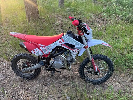 2026 Racer CRF, красный, 73000 рублей, вид 2