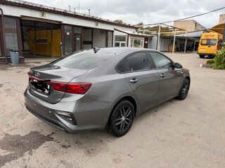 2021 Kia Cerato IV, серый, 1950000 рублей, вид 4