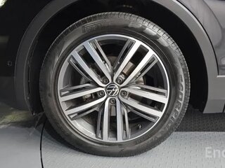 2022 Volkswagen Tiguan Allspace II Рестайлинг, чёрный, 3500000 рублей, вид 5