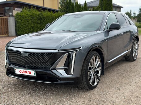 2023 Cadillac Lyriq, серебристый, 3900000 рублей, вид 5