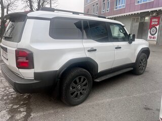2024 Toyota Land Cruiser Prado 250 Series, белый, 7300000 рублей, вид 4