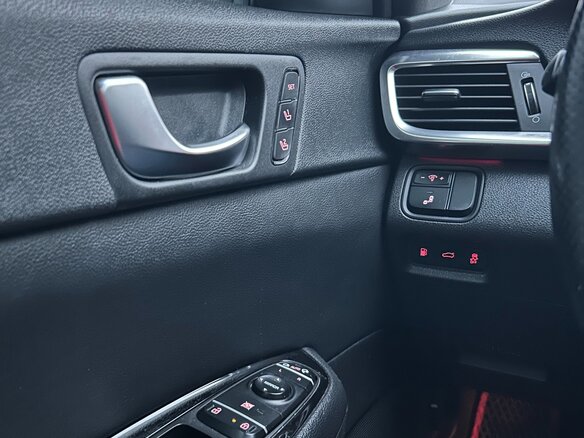 2018 Kia Optima IV Рестайлинг, белый, 2199000 рублей - вид 6