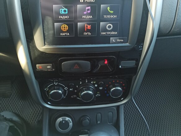2014 Renault Duster I, коричневый, 850000 рублей - вид 9