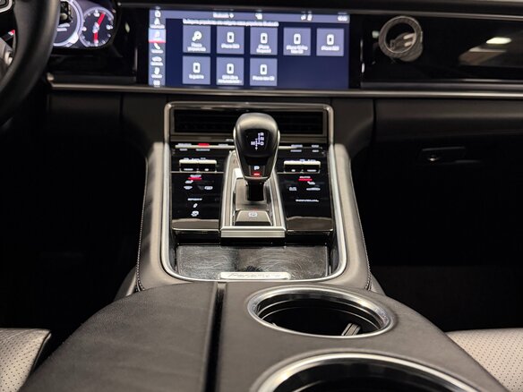 2019 Porsche Panamera 4 Sport Turismo II, серый, 8499000 рублей - вид 26