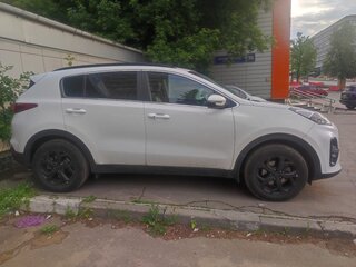 2021 Kia Sportage IV Рестайлинг, белый, 3000000 рублей, вид 2