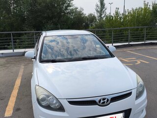 2009 Hyundai i30 I, белый, 550000 рублей, вид 1