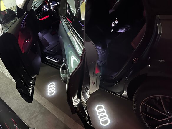 2020 Audi Q8 55 TFSI I (4M), серый, 5863200 рублей - вид 19