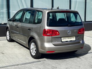 2012 Volkswagen Touran I Рестайлинг 2, бежевый, 950000 рублей, вид 3