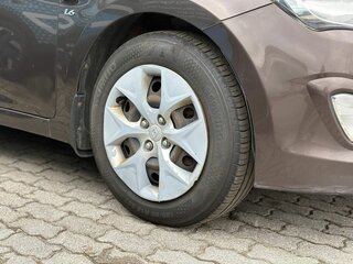 2015 Hyundai Solaris I Рестайлинг, коричневый, 985000 рублей, вид 5