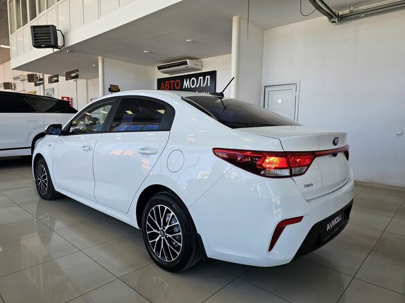 2018 Kia Rio IV, белый - вид 5