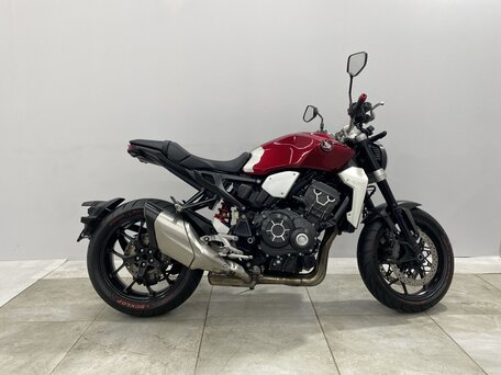 2018 Honda CB 1000R, красный, 845000 рублей, вид 1