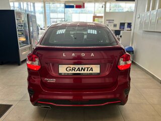 2026 Lada (ВАЗ) Granta Sport I Рестайлинг, красный, 1697000 рублей, вид 5