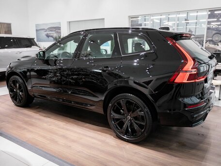 2026 Volvo XC60 II Рестайлинг 2, чёрный, 8900000 рублей, вид 5