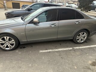 2007 Mercedes-Benz C-Класс 200 III (W204), серый, 880000 рублей, вид 2
