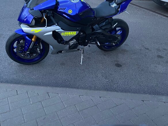 2016 Yamaha YZF-R1, синий, 1337883 рублей - вид 1