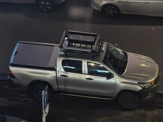 2018 Toyota Hilux Arctic Trucks AT33 VIII, серебристый, 3000000 рублей, вид 1