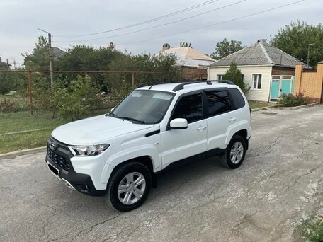 2022 Lada (ВАЗ) Niva Travel I, белый, 1100000 рублей, вид 2