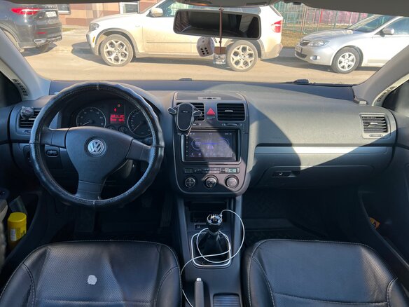 2008 Volkswagen Jetta V, чёрный, 600000 рублей - вид 4